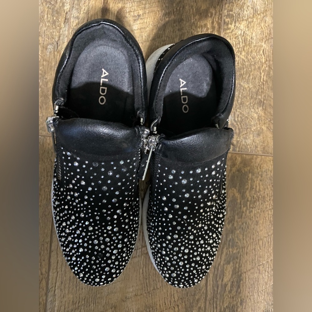 ALDO Studded Sneakers Black Women’s Size 6.5